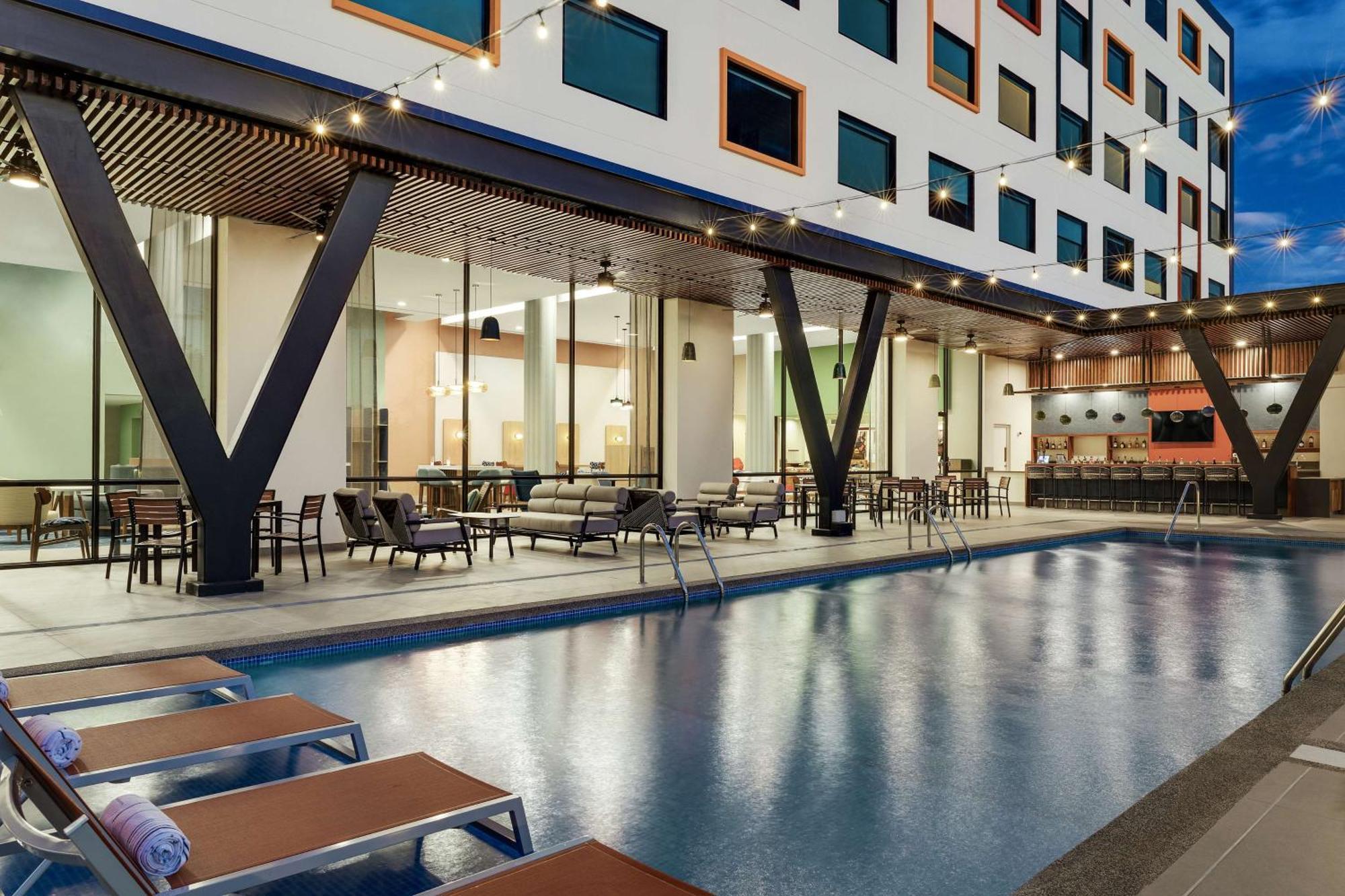 Hampton By Hilton Guanacaste Airport Hotel 3*